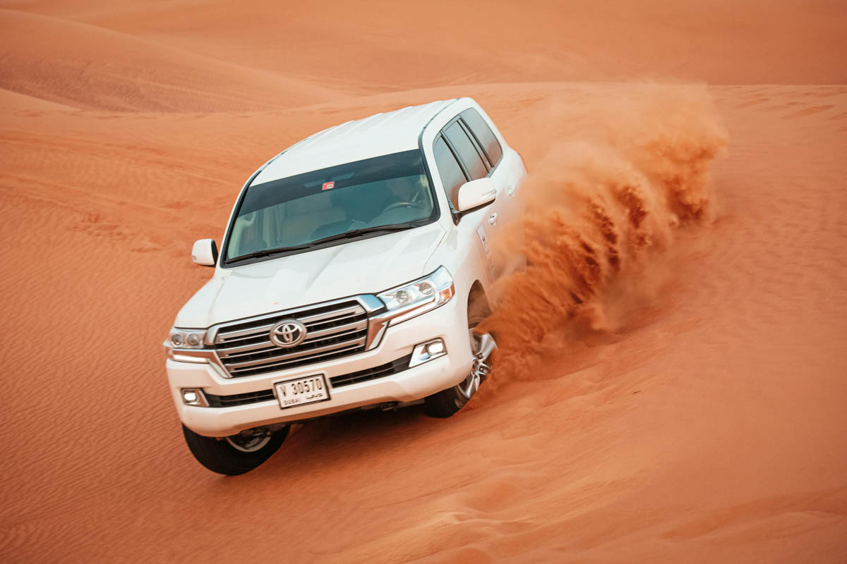 Visit Dubai with Desert Safari